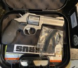 TAURUS  607 TRACKER 7-SHOT, 4 INCH BARREL WITH CRIMSON LASER